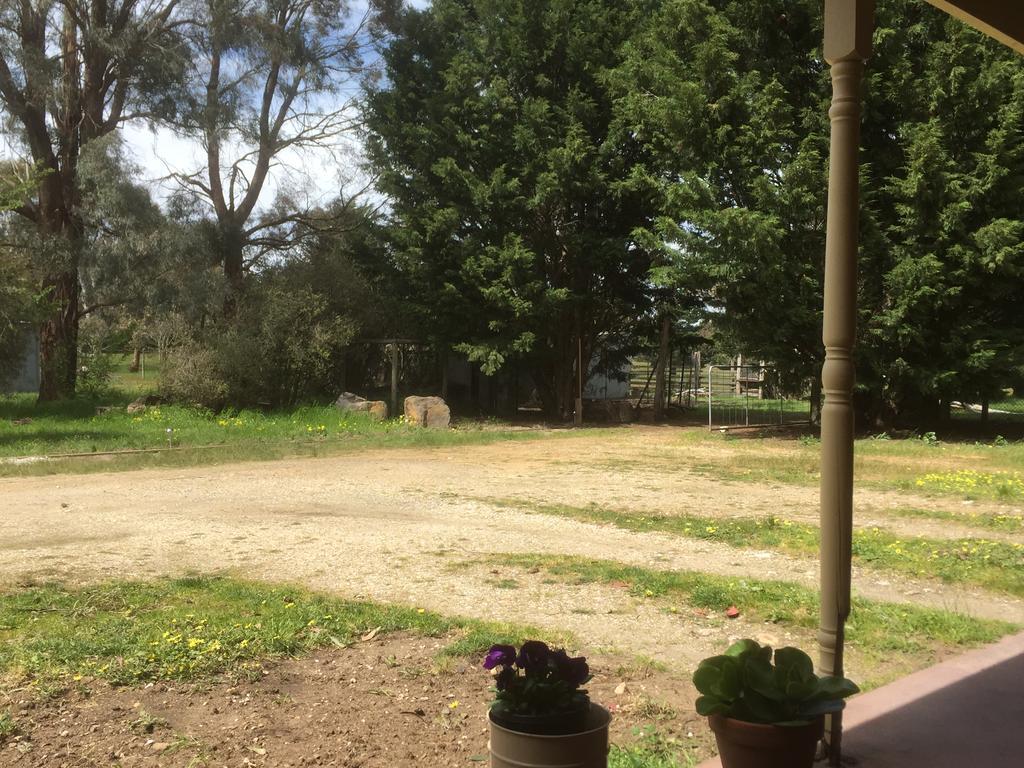 Helen'S Homestead Enfield Esterno foto