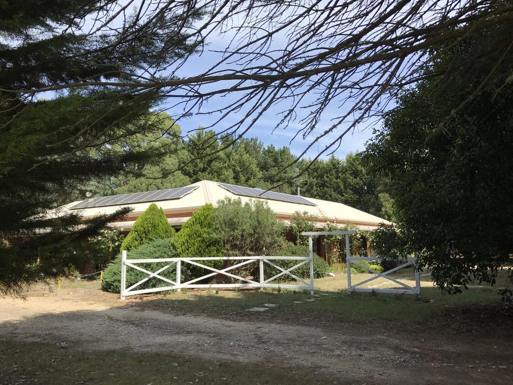 Helen'S Homestead Enfield Esterno foto